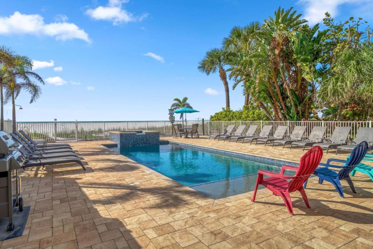 Four Shores Unit 3 Gulf Condo Direct Gulf With Pool And Spa Clearwater Beach Eksteriør billede