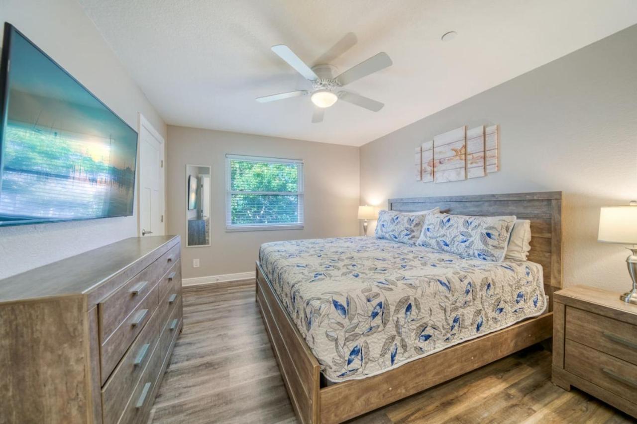 Four Shores Unit 3 Gulf Condo Direct Gulf With Pool And Spa Clearwater Beach Eksteriør billede